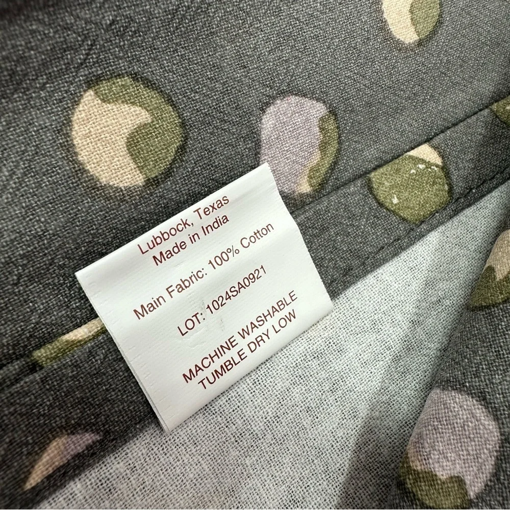NWT karma Gray Polka Dot Kitchen tea Towel 100% cotton farm to table